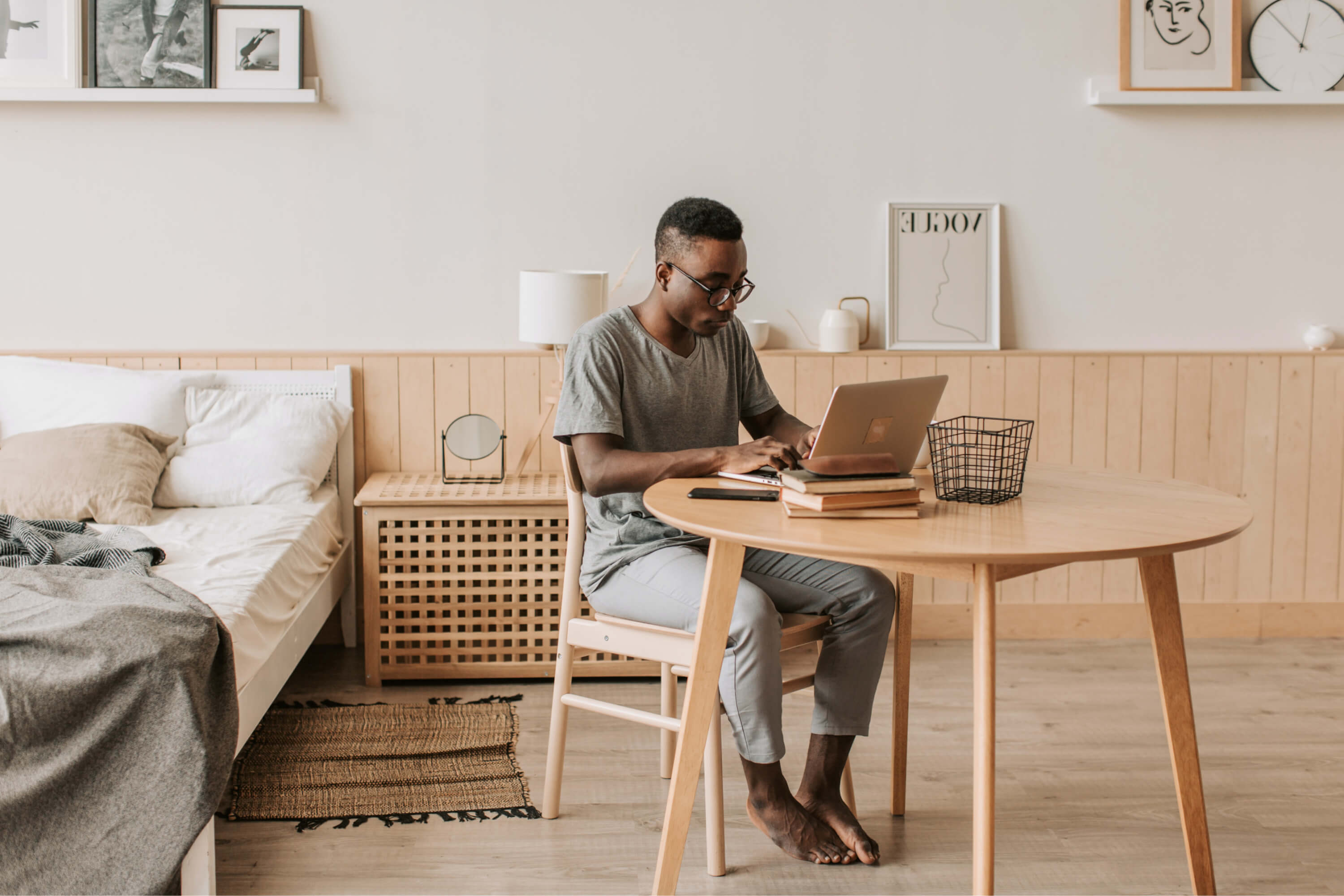 Sales team making outreach easy with verified contact lists
